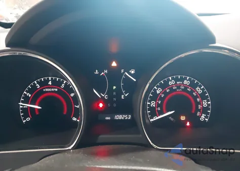 2013 Toyota Highlander Se V6 z USA, uszkodzony, nr VIN 5TDBK3EHXDS199757